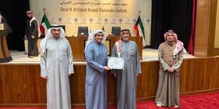 الكويت.. المطيري يكرم مجتازي دورة الإرشاد السياحي التطوعي الأولى - جريدة آخر الأخبار
