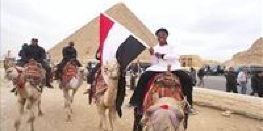 بين الأهرامات والمتحف والكشري.. البلوجر سبيد يبهر العالم بزيارته لـ مصر - جريدة آخر الأخبار