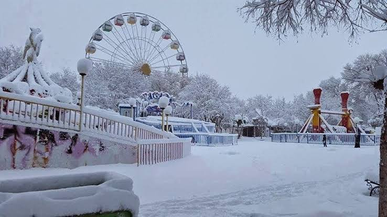 تساقط الثلوج