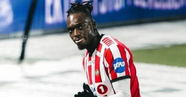 "كامويش يجتاز الكشف الطبي وينضم إلى الأهلي خلال ساعات"