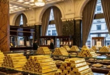 أسعار سبائك الذهب SJC وخواتم الذهب عيار 9999 والأوقية العالمية تتغير اليوم