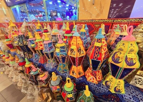 أسعار فوانيس رمضان 2026 للمراهقين والأطفال خلال الأسبوع