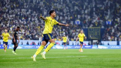 القنوات الناقلة لمباراة ضمك والنصر في دوري روشن السعودي 2025-2026 وكيفية مشاهدتها عبر الإنترنت