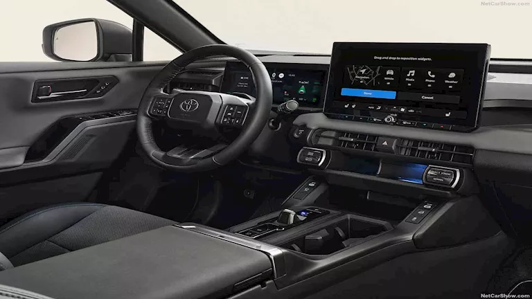 تعرف على مواصفات السيارة الأكثر مبيعًا في العالم وسعرها الرسمي في مصر