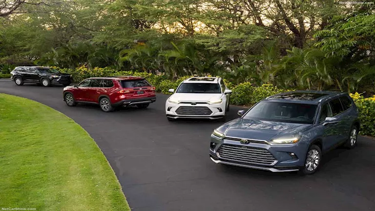 تويوتا جراند هايلاندر الجديدة ذات المقاعد الثمانية تبدأ بالتوفر في الأسواق مع صور وتفاصيل كاملة