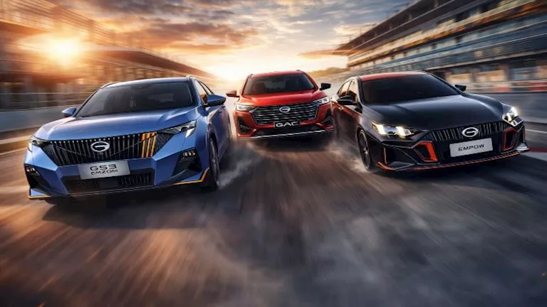 جي إيه سي الصينية تتألق على حلبة AutoVrooom وتكشف عن أداء سياراتها المميز يوم ٢٤