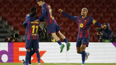 ريال مدريد يسعى لمداواة جراحه الأوروبية ومباراة في غاية الأهمية وبرشلونة يواصل تصدر جدول الدوري للحفاظ على موقعه

هل تود أن أساعدك في صياغة عنوان آخر أو تزويدك بنصائح إضافية؟