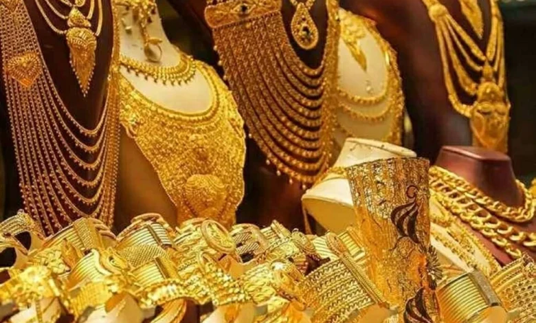 سعر الذهب يحقق ارتفاعا قياسيا وعيار 21 يسجل ارتفاعا بمقدار 440 جنيها اليوم السبت 24 يناير 2026