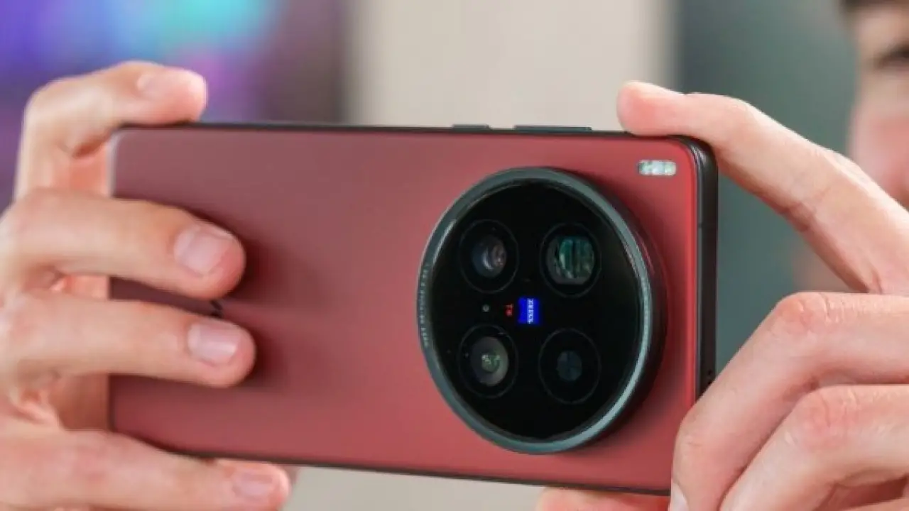 شهادة دولية تكشف عن تفاصيل طرح هاتف فيفو القادم X300 Ultra في الأسواق العالمية وتـحسم الجدل حول موعد إطلاقه