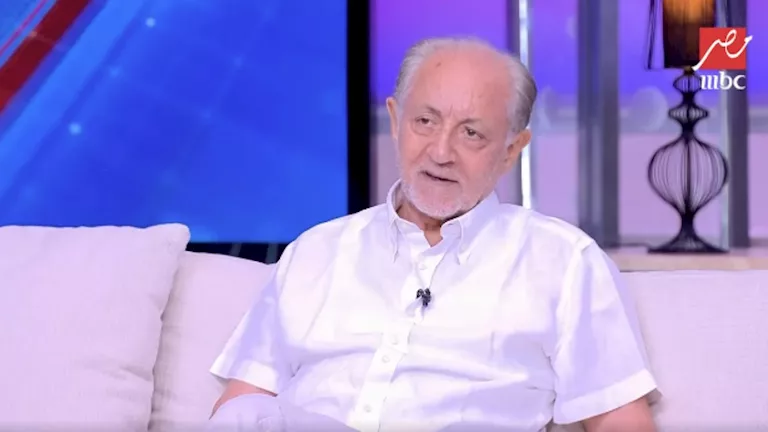 عبد العزيز مخيون يوجه رسالة مؤثرة إلى عمرو سعد بعد مروره بأزمة صحية وتتمنى له الشفاء العاجل