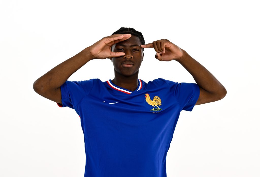 عيد ميتي يصل إلى السعودية للانضمام إلى نادي الهلال