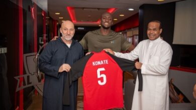 كوناتي نجم ليفربول يتألق في مباراة الضيافة ضد الوحدة بحضور جماهيري واسع