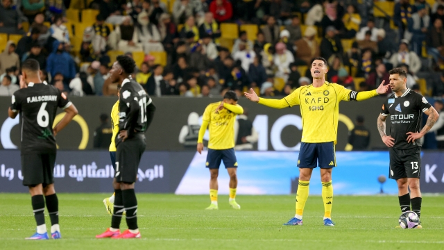 معلق مباراة النصر وضمك في دوري روشن 2025 26 والقنوات الناقلة