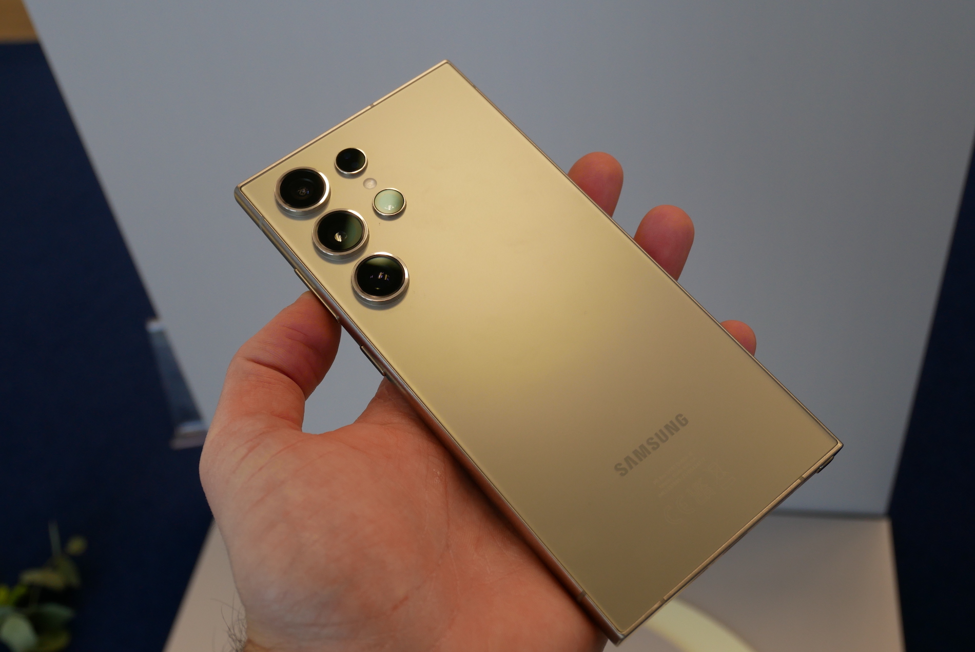 Galaxy S24 Ultra حادة للغاية لدرجة أنها تثير إعجاب المستخدمين وتتركهم في حالة انبهار