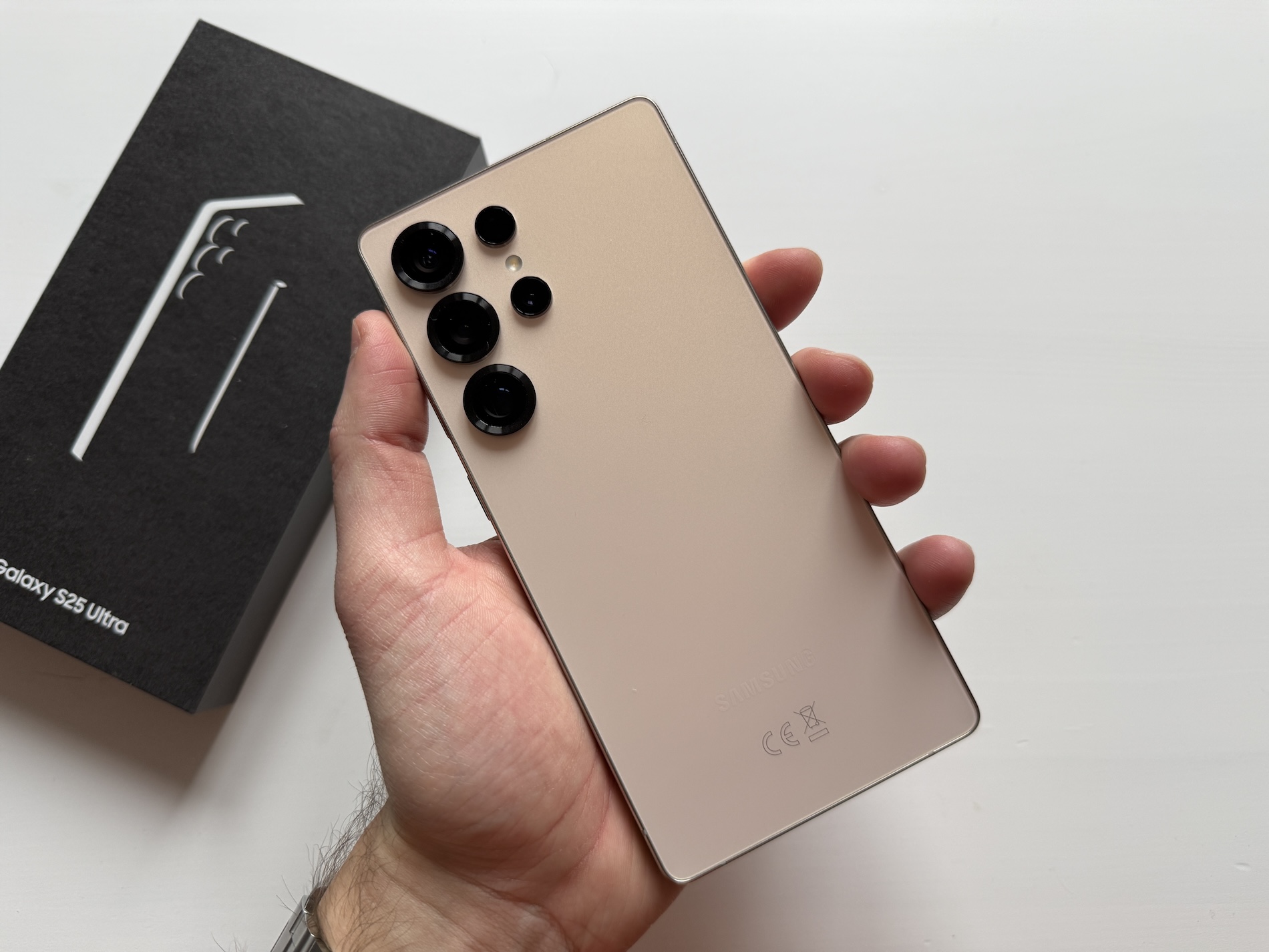 Galaxy S26 Ultra مقابل Galaxy S25 Ultra أهم التحسينات والتحديثات القادمة من Samsung Magazine