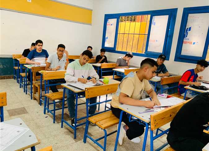 آخر موعد لتسليم استمارة الثانوية العامة 2026 بالمدارس… فرصة أخيرة للطلاب قبل انتهاء المهلة الرسمية