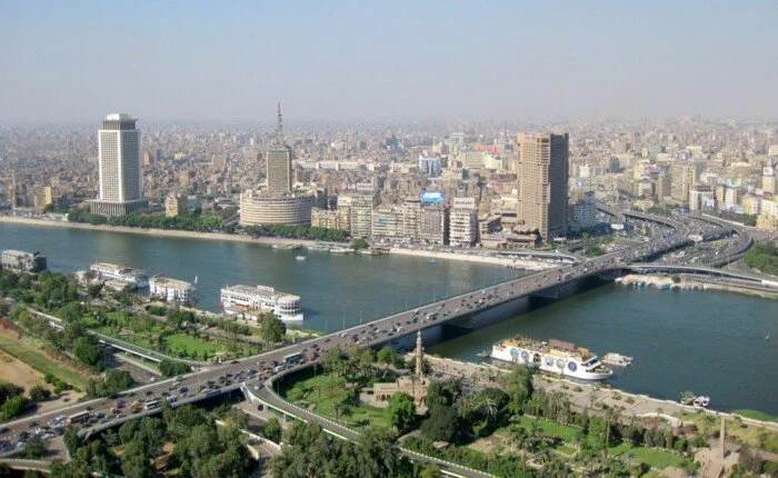 أبوظبي الأول يتوقع نمو اقتصاد مصر بنسبة 5.1% مع تراجع التضخم