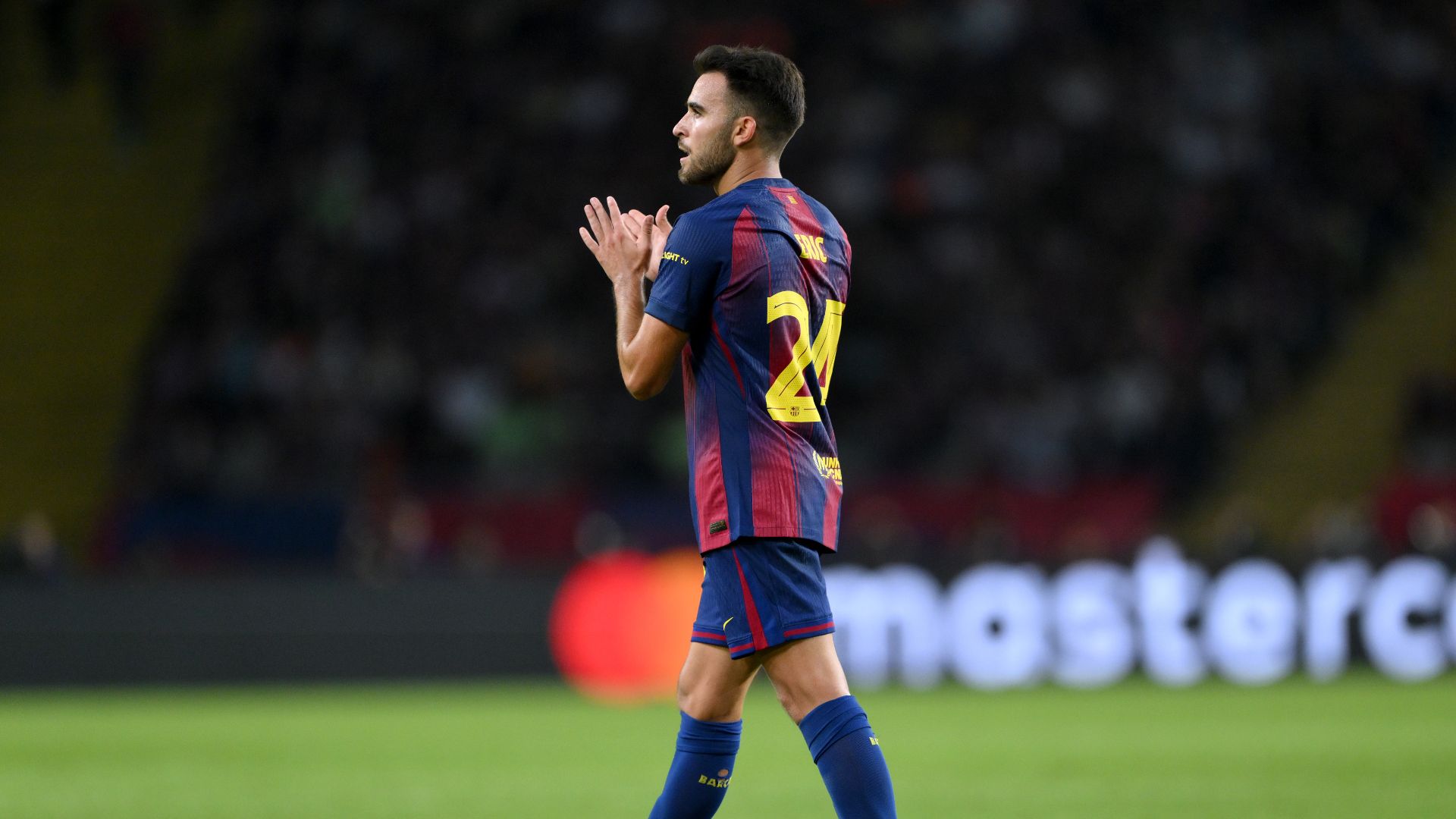 إريك جارسيا يعبر عن غضبه أمام إلتشي ويؤكد أن دوري الأبطال لن يمنح النادي هذه الفرص