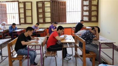 إليك عنوانًا محسّنًا بأسلوب صحفي احترافي مع الحفاظ على جوهره والكلمة المفتاحية، مع إضافة كلمات داعمة لتعزيز قوته:
"نفاد فترة التسجيل.. الوثائق الأساسية والضرورية لمصادقة استمارة الثانوية العامة 2026"
هل تود أن أقدم لك صياغة بديلة أو مزيد من التعديلات؟