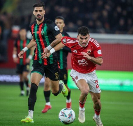 اتحاد الكرة يقرر إحالة ملف الشكاوى بين الزمالك وزيزو إلى إدارة شئون اللاعبين للاستماع لأطراف الموضوع