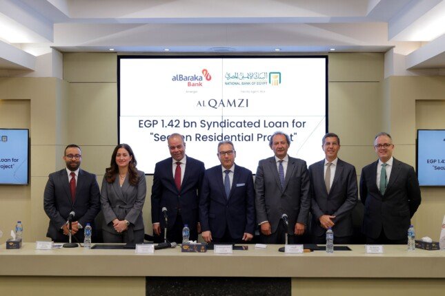 البنك الأهلي يقود تمويلا مشتركا بقيمة 1.42 مليار جنيه لمشروع SEAZEN في الساحل الشمالي