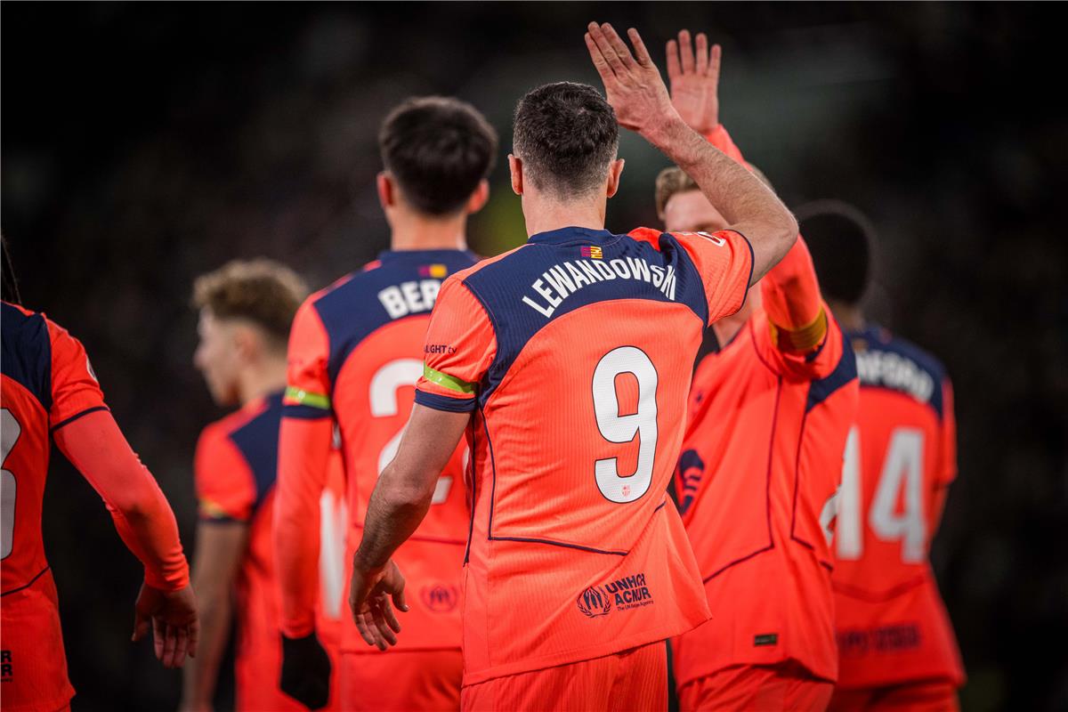 القناة المجانية الناقلة لمباراة برشلونة وألباسيتي في كأس ملك إسبانيا.. تردد البث المباشر