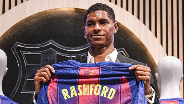 برشلونة يفاجئ مانشستر يونايتد بتحديد قيمة جديدة لراشفورد