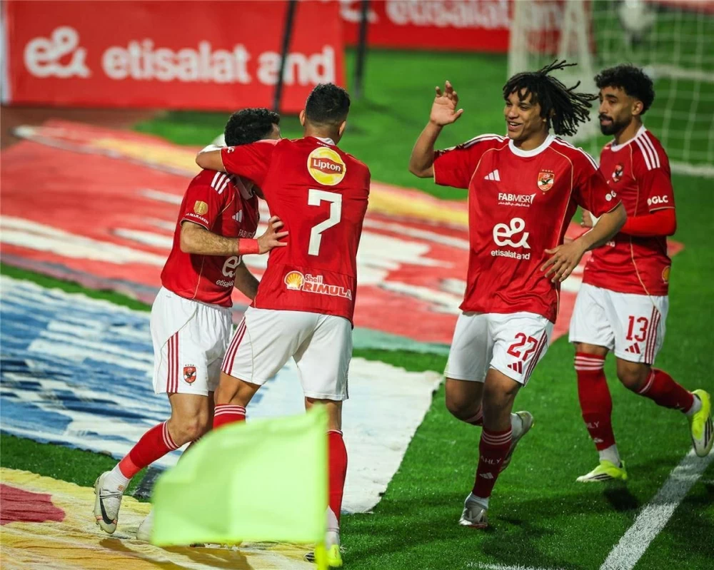 بشير التابعي الأهلي يوقع مع صفقات عناد في مواجهة الزمالك والأبيض يعاني من حالة شلل