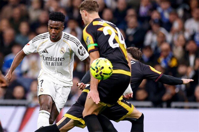 بعد فوز ريال مدريد على رايو فاليكانو.. «الملكي» يقترب من اعتلاء صدارة الدوري الإسباني ومنافسة برشلونة بقوة