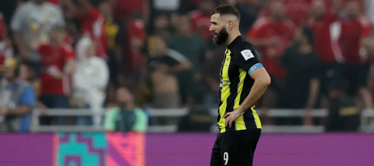 بنزيمة يواصل مع الاتحاد رغم التوترات ويستعد للانتقال في فترة الانتقالات الشتوية