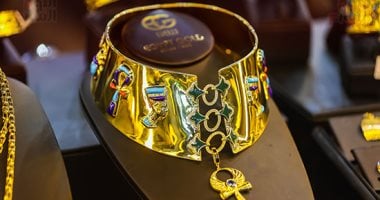 تراجع أسعار الذهب في الإمارات وسط استمرار الضغوط العالمية صباح الثلاثاء