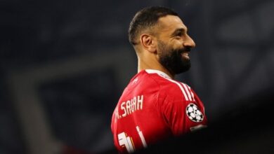 تراجع مستوى محمد صلاح مع فريق ليفربول يثير القلق لدى الجماهير والخب analysts