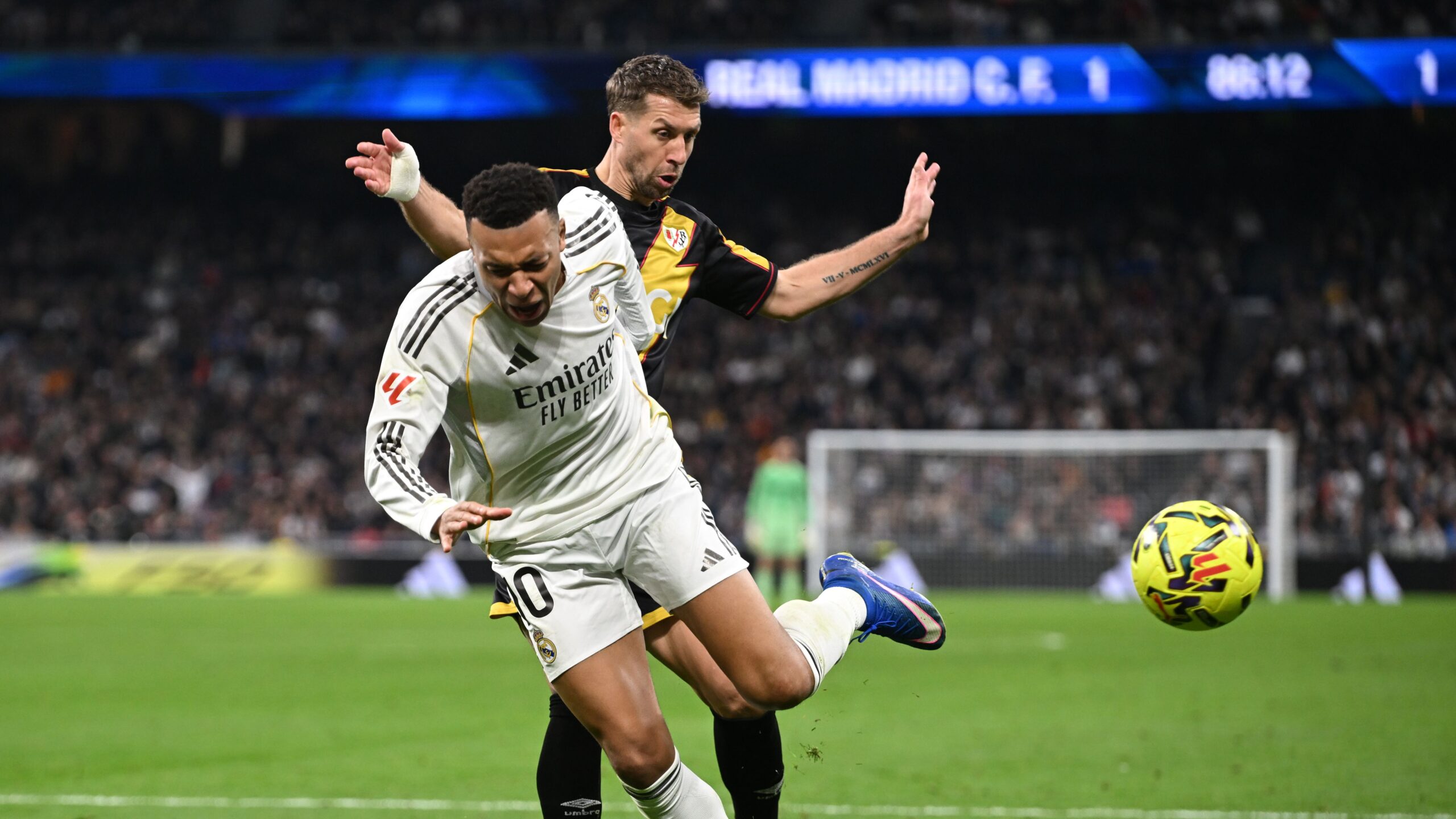 ترتيب جدول الدوري الإسباني 2025-2026 بعد فوز برشلونة الكبير على إلتشي وضمان استمراره في صدارة الترتيب