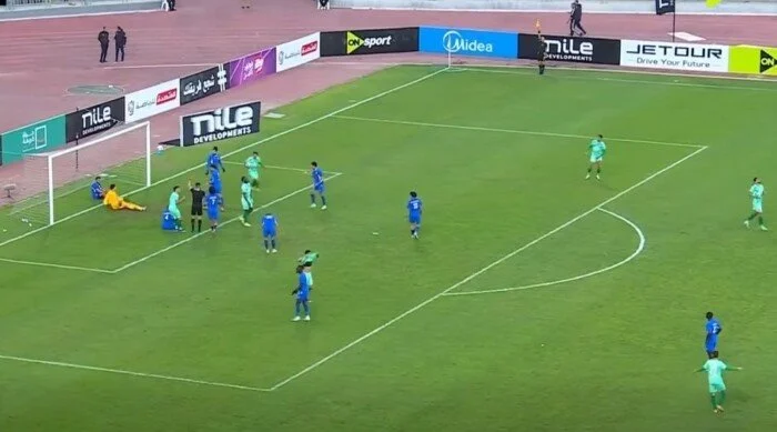 تعادل إيجابي 1-1 يحسم الشوط الأول بين بيراميدز وسموحة في الدوري الممتاز