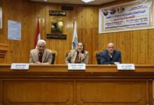 تعليم القاهرة يعقد اجتماعًا موسعًا لمراجعة استعدادات المدارس لاستقبال الفصل الدراسي الثاني