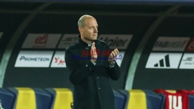 توروب يعلن قائمة الأهلي استعدادا لمواجهة شبيبة القبائل ضمن تحضيرات مهمة للمباراة