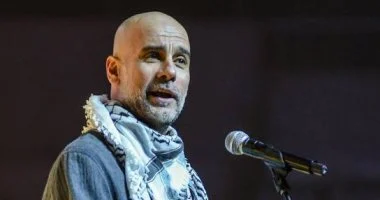 جوارديولا يتحدى الجالية اليهودية في مانشستر بتصريح حاسم: لن أظل صامتًا أمام الأوضاع في فلسطين