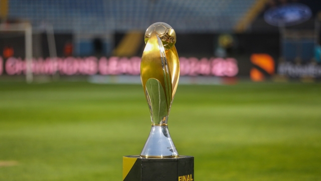 حكام مختارون لإدارة مباراتي المولودية والشبيبة في دوري أبطال أفريقيا