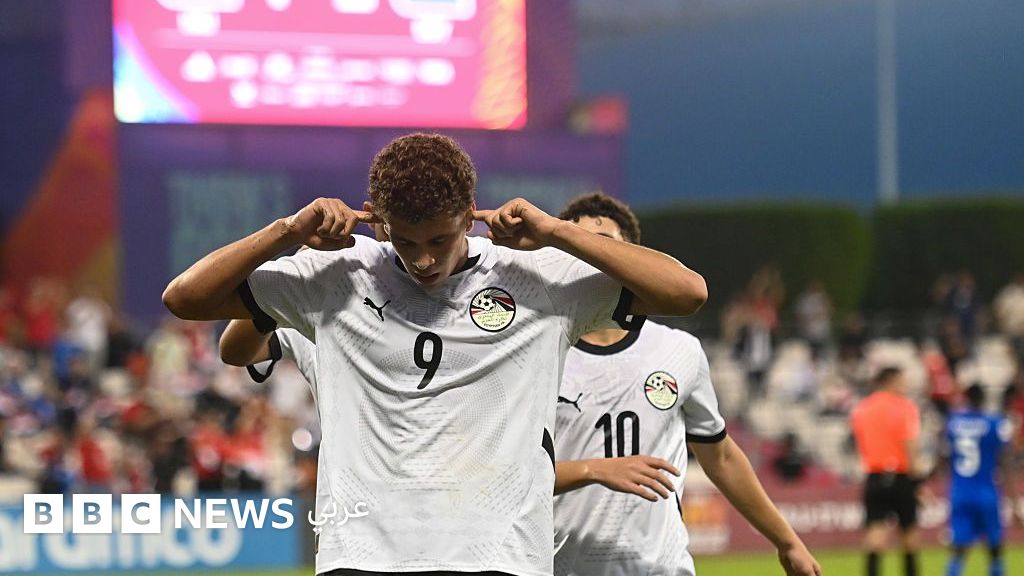 حمزة عبد الكريم يُعدّ أول لاعب مصري ينضم إلى صفوف نادي برشلونة