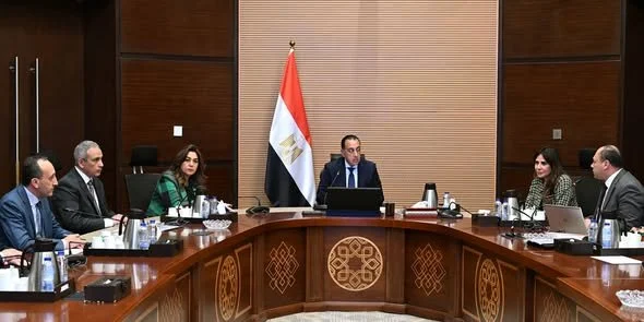 رئيس الوزراء يؤكد على أهمية تنمية محافظات الصعيد ضمن تحقيق رؤية مصر لعام 2030