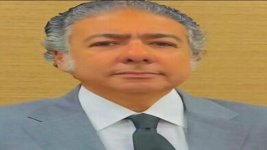 رئيس محكمة الجنايات وأمن الدولة يعزي بوفاة شقيق اللواء سمير فرج