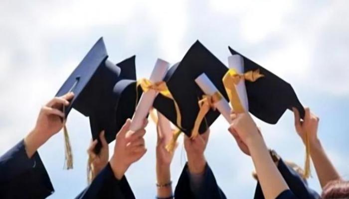 رسمياً في مصر.. نتائج إتمام الصف الثالث الإعدادي في بورسعيد بنسبة نجاح تصل إلى 74.2% | رابط مباشر للاستعلام 2026