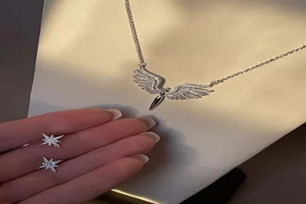 سعر الفضة اليوم في مصر يتجه نحو التحليق.. كل ما تحتاج معرفته عن الأسواق المالية في 2 فبراير 2026