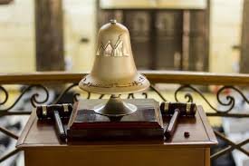 صعود المؤشر الرئيسي للبورصة وتجاوزه مستوى 49 ألف نقطة يعكس قوة السوق واستراتيجيات المستثمرين