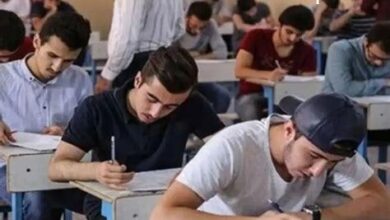 طلاب الثانوية العامة يبدأون تسليم استمارات الامتحان للمدارس الأسبوع القادم