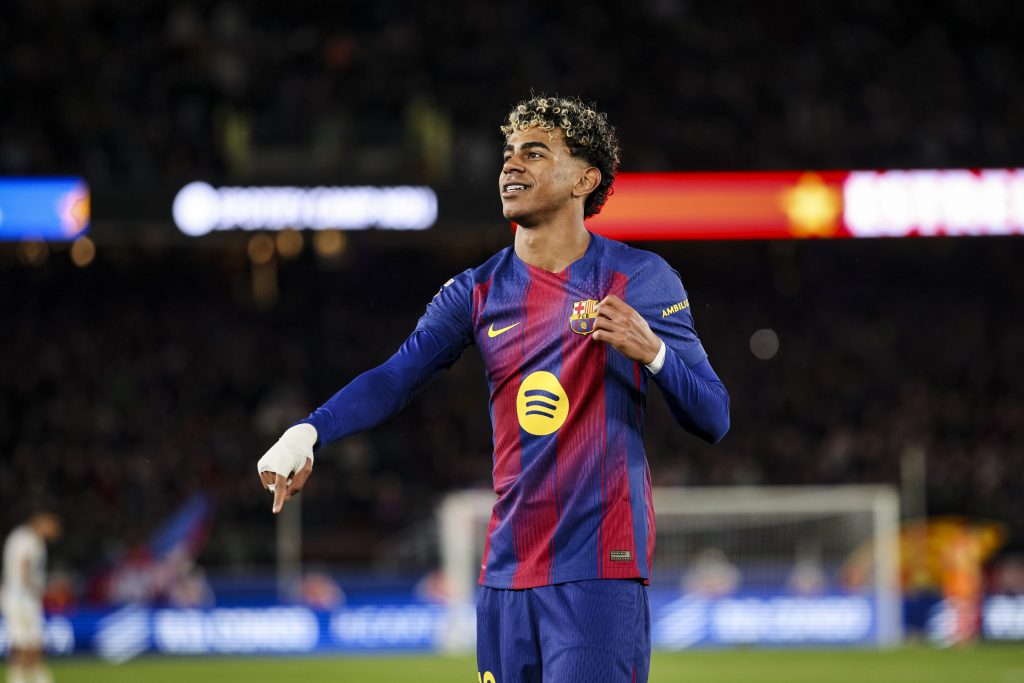 عودة الفتاك لامين يامال تحقق رقما قياسيا جديدا مع برشلونة