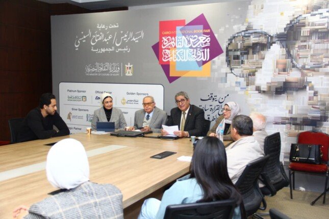 قيم أحمد أمين تشكل الركائز الأساسية لأي نهضة ثقافية حقيقية ومتينة