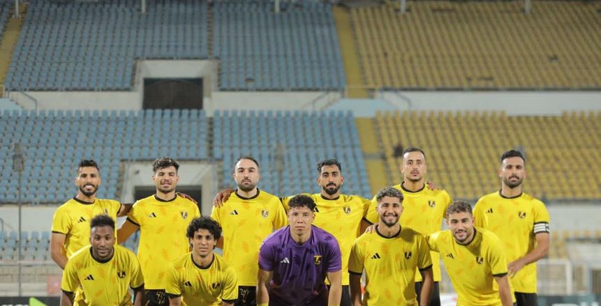 كهرباء الإسماعيلية تقدم شكوى ضد حكم مباراتها أمام الزمالك بسبب قرارين مثيرين للجدل