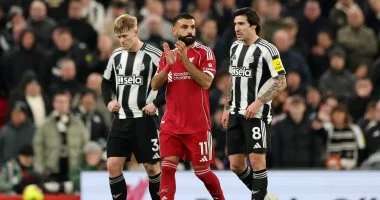 ليفربول يحتفل بتحقيق محمد صلاح رقمًا قياسيًا تاريخيًا في الدوري الإنجليزي