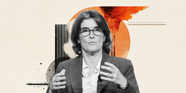 محافظ بنك الاحتياطي الأسترالي بولوك يعقد مؤتمرًا صحفيًا بعد قرار رفع سعر الفائدة